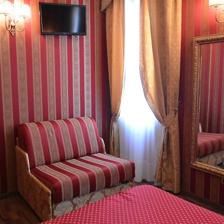 Hotel Citta Di Milano Venesia Ruang foto